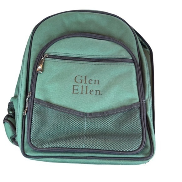 Picnic Time Green Backpack w/Insulated Bottle Holder Cutting Board Corkscrew etc - Picture 1 of 15